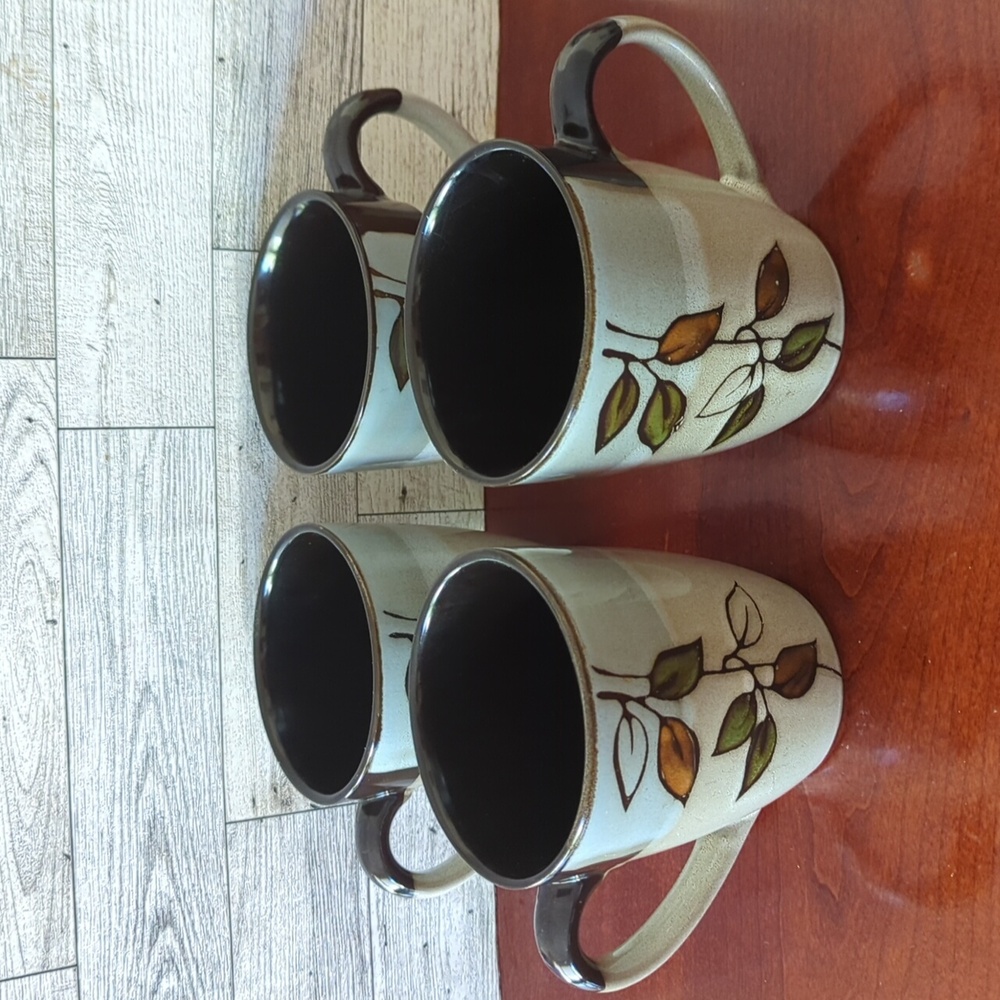 Pfaltzgraff Rustic Leaves 4 coffee mugs
